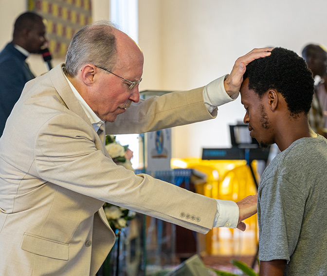 ARE-YOU-ABLE-TO-RECEIVE-PRAYER